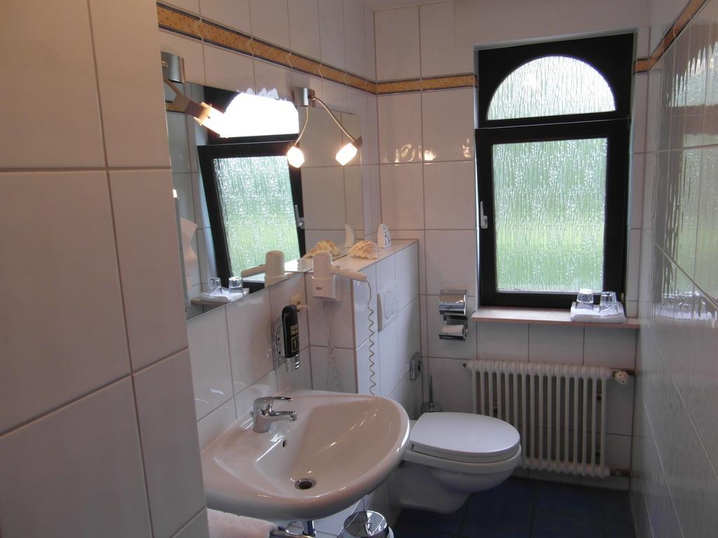 Castello Bianco Hotel Wadern Kültér fotó
