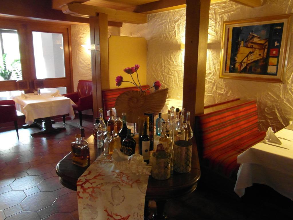 Castello Bianco Hotel Wadern Kültér fotó