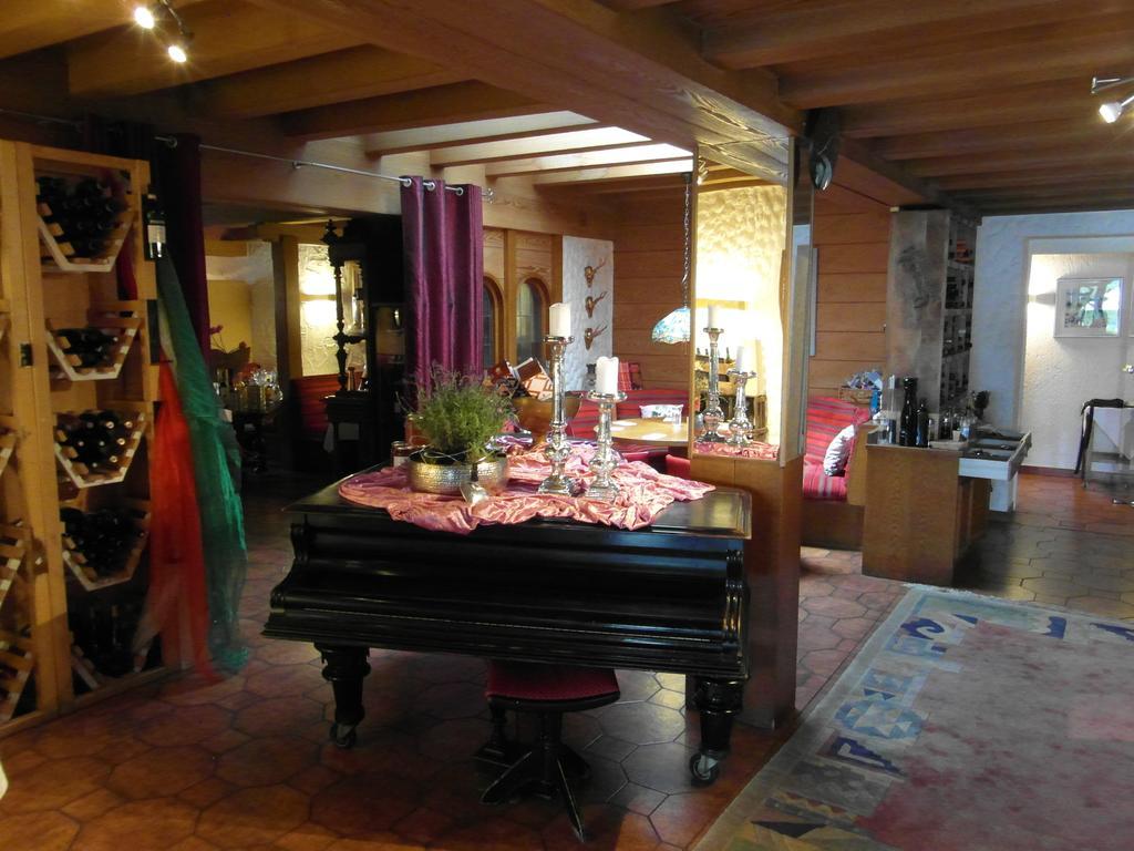 Castello Bianco Hotel Wadern Kültér fotó