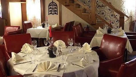 Castello Bianco Hotel Wadern Kültér fotó